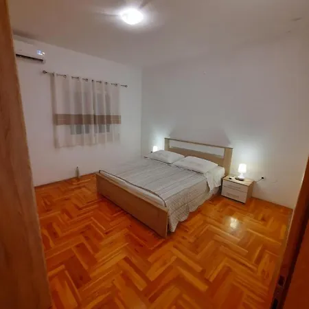 Apartment Duje & Dragana
