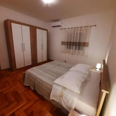 Duje & Dragana Apartment